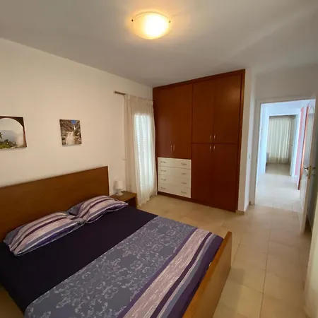 شقة Iria Sunset View *